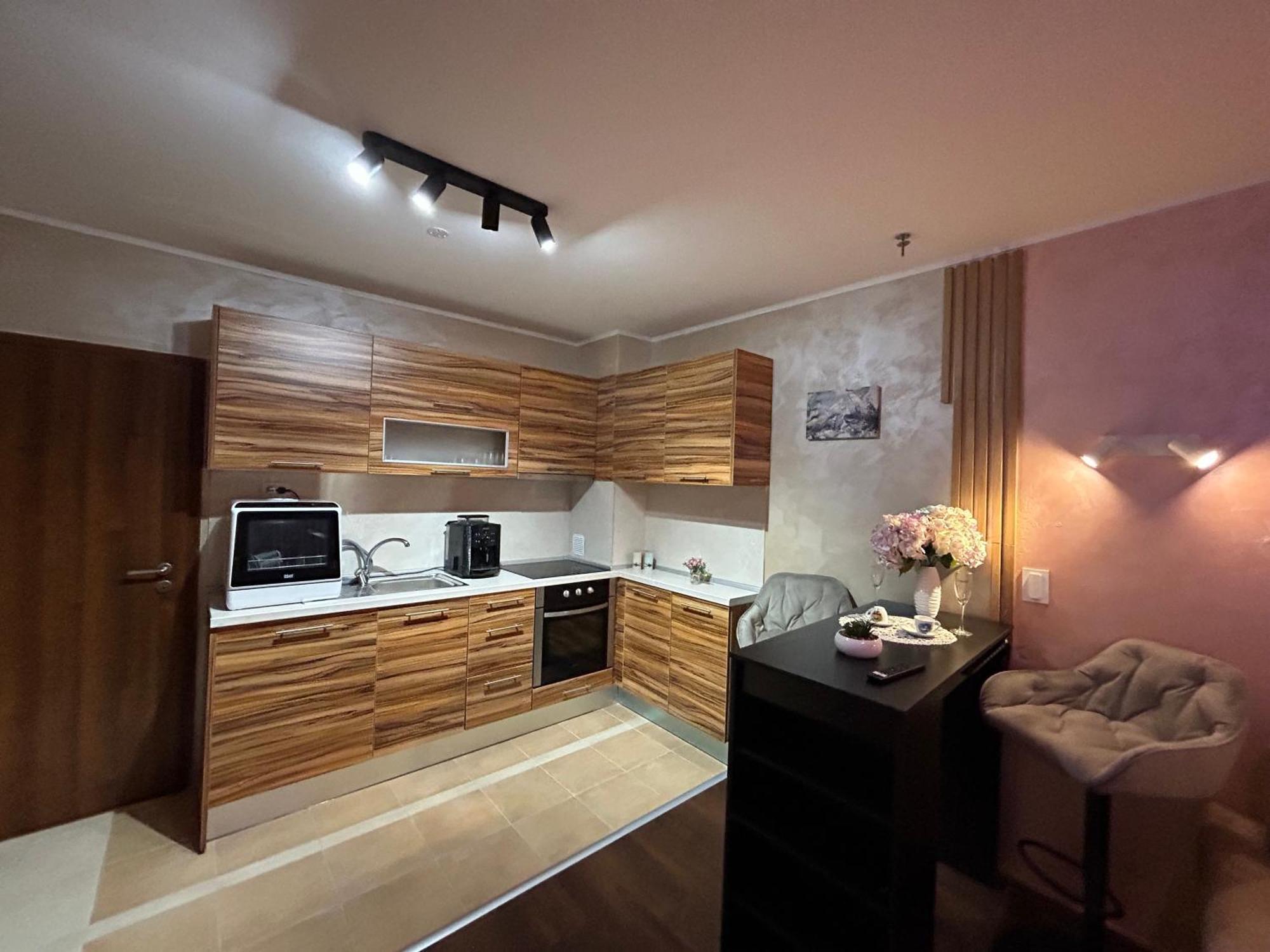 2-Bedroom, 2-Bathroom With Fireplace And Garden At Winslow Infinity Bansko Ngoại thất bức ảnh