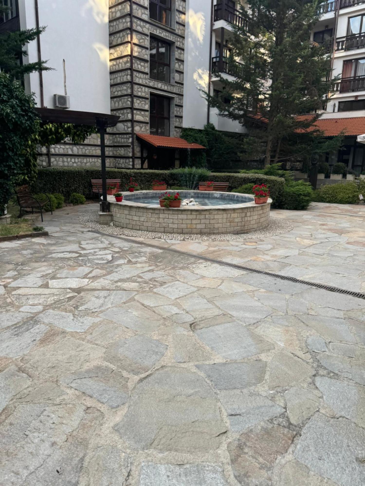 2-Bedroom, 2-Bathroom With Fireplace And Garden At Winslow Infinity Bansko Ngoại thất bức ảnh